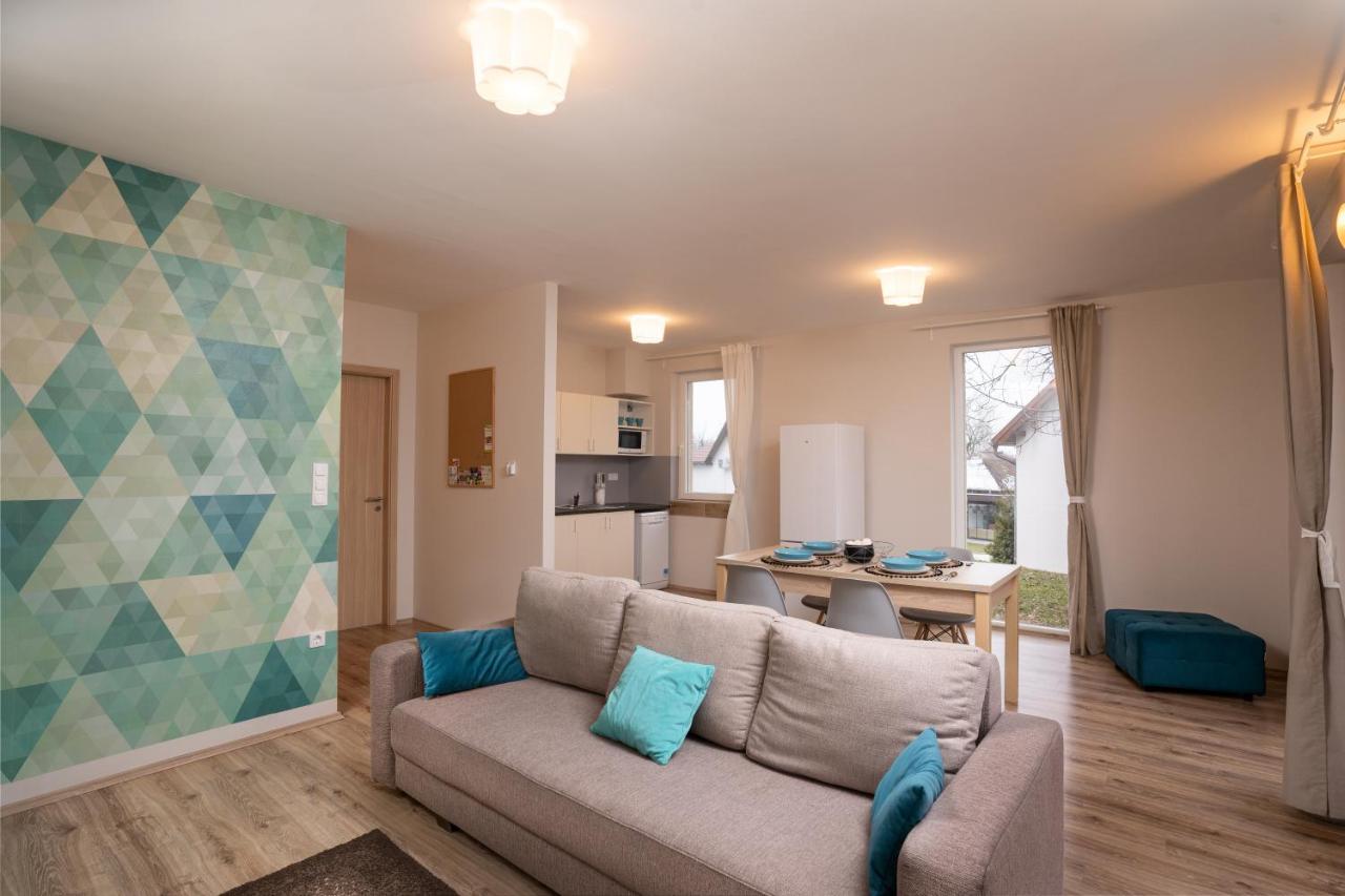 Kenese-Voelgye Villahotel Balatonkenese Chambre photo