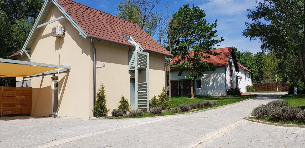 Kenese-Voelgye Villahotel Balatonkenese Extérieur photo